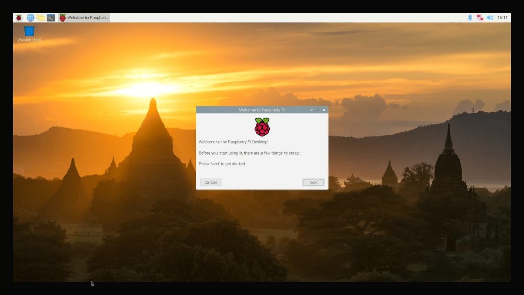 Raspberry Pi OS Başlangıç Ekranı