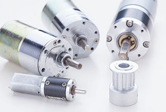 Redüktörlü DC Motor